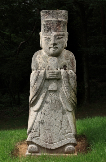 제11대 중종 원비 단경왕후 온릉의 서측 문석인